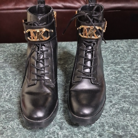 Michael Kors Black and Gold Men's Boots - Picture 1 of 7